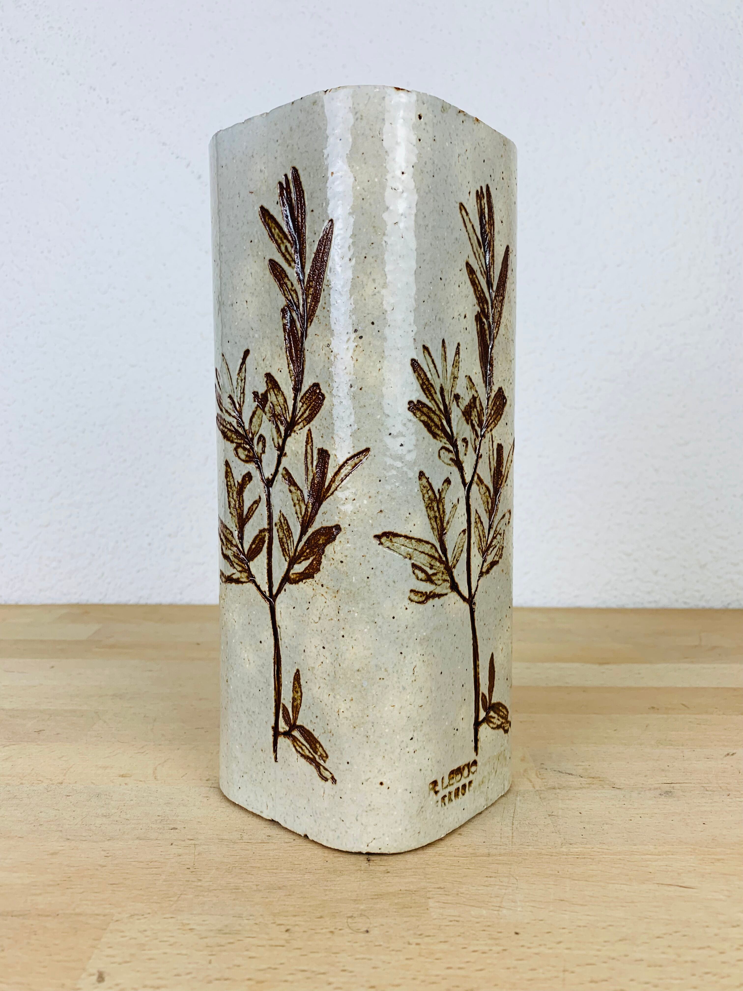 Herbarium vase by Raymonde Leduc in Vallauris 25 cm