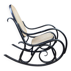 Joli rocking-chair dans