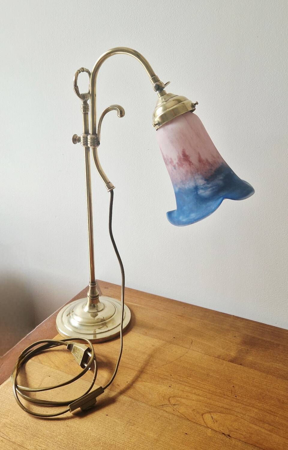 Art Nouveau style lamp - Brass and glass paste - 1920s period