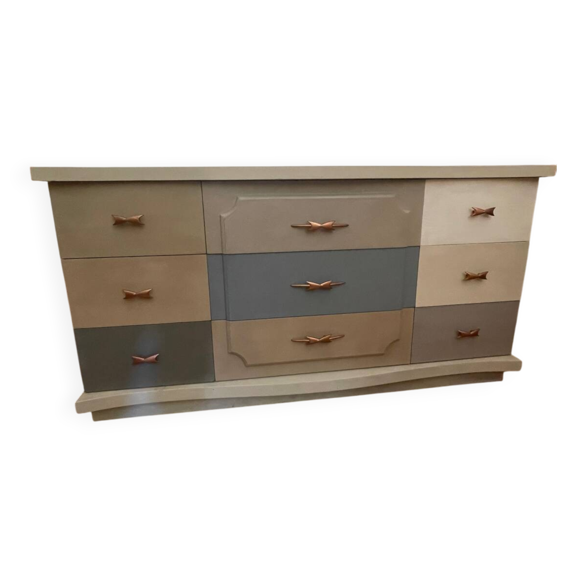 "Triple Dresser" Mid-Century – Temple's Fine Furniture – Can