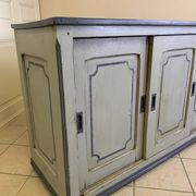Store furniture