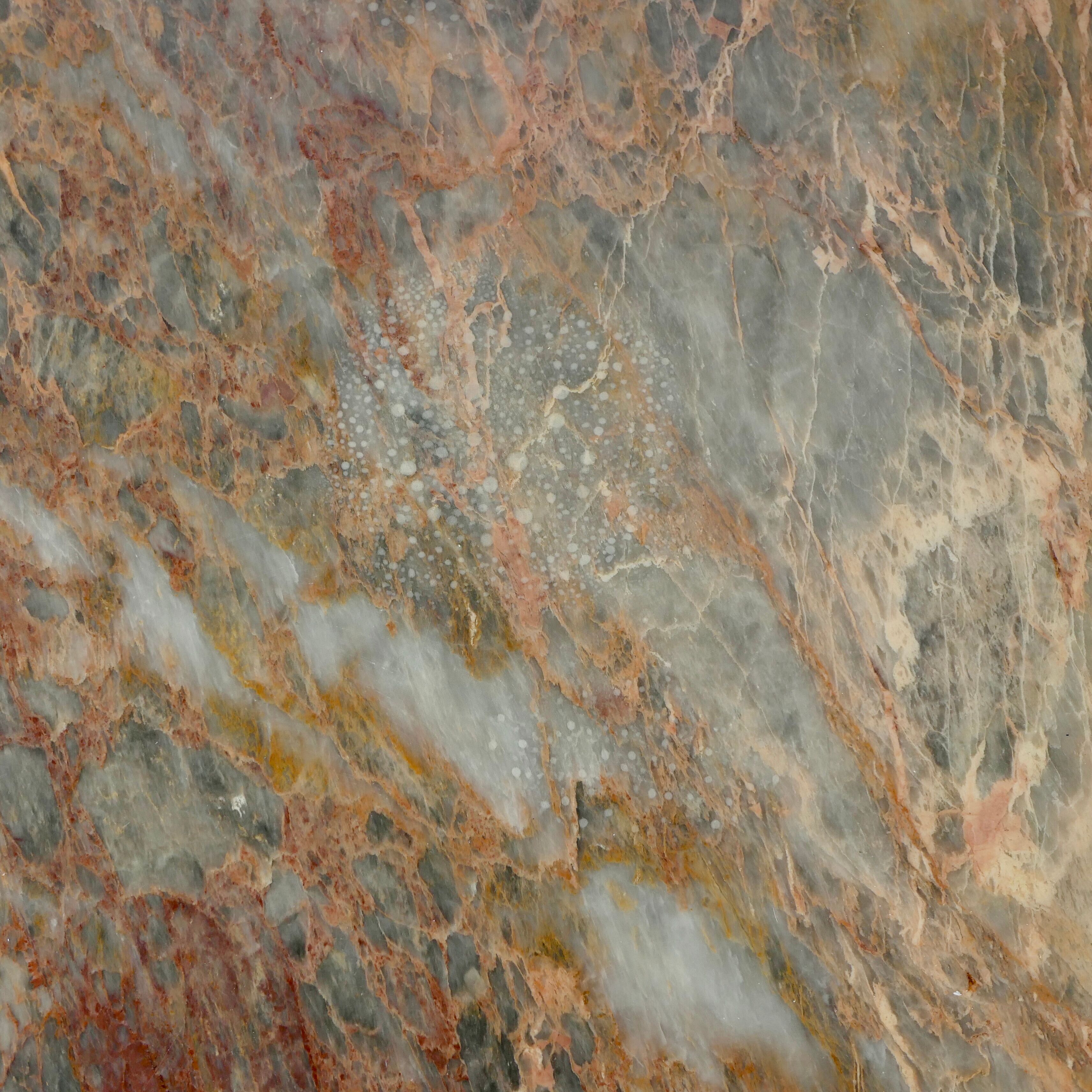 Coffee table in green marble and coral