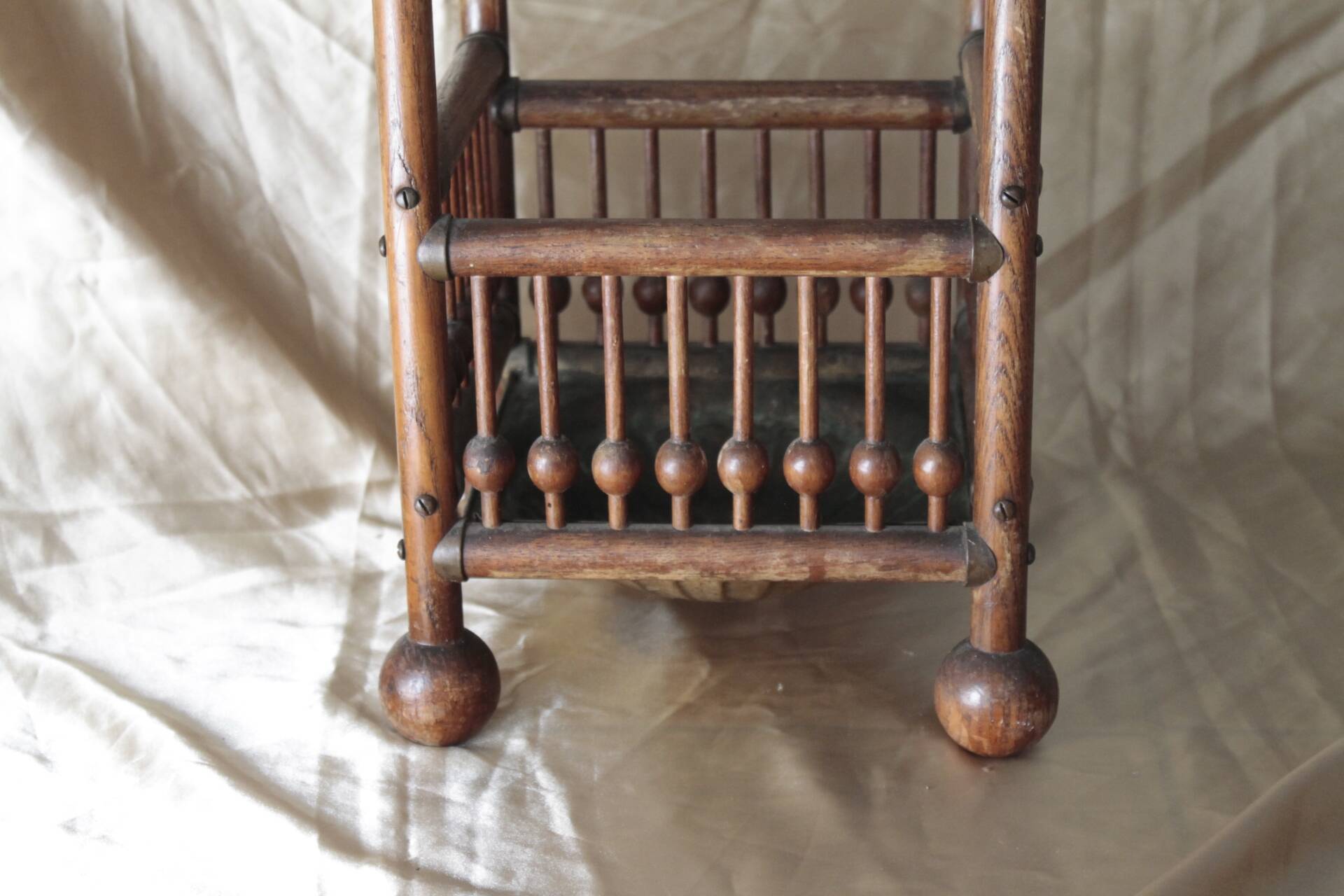 Victorian umbrella stand "Arts & Craft"