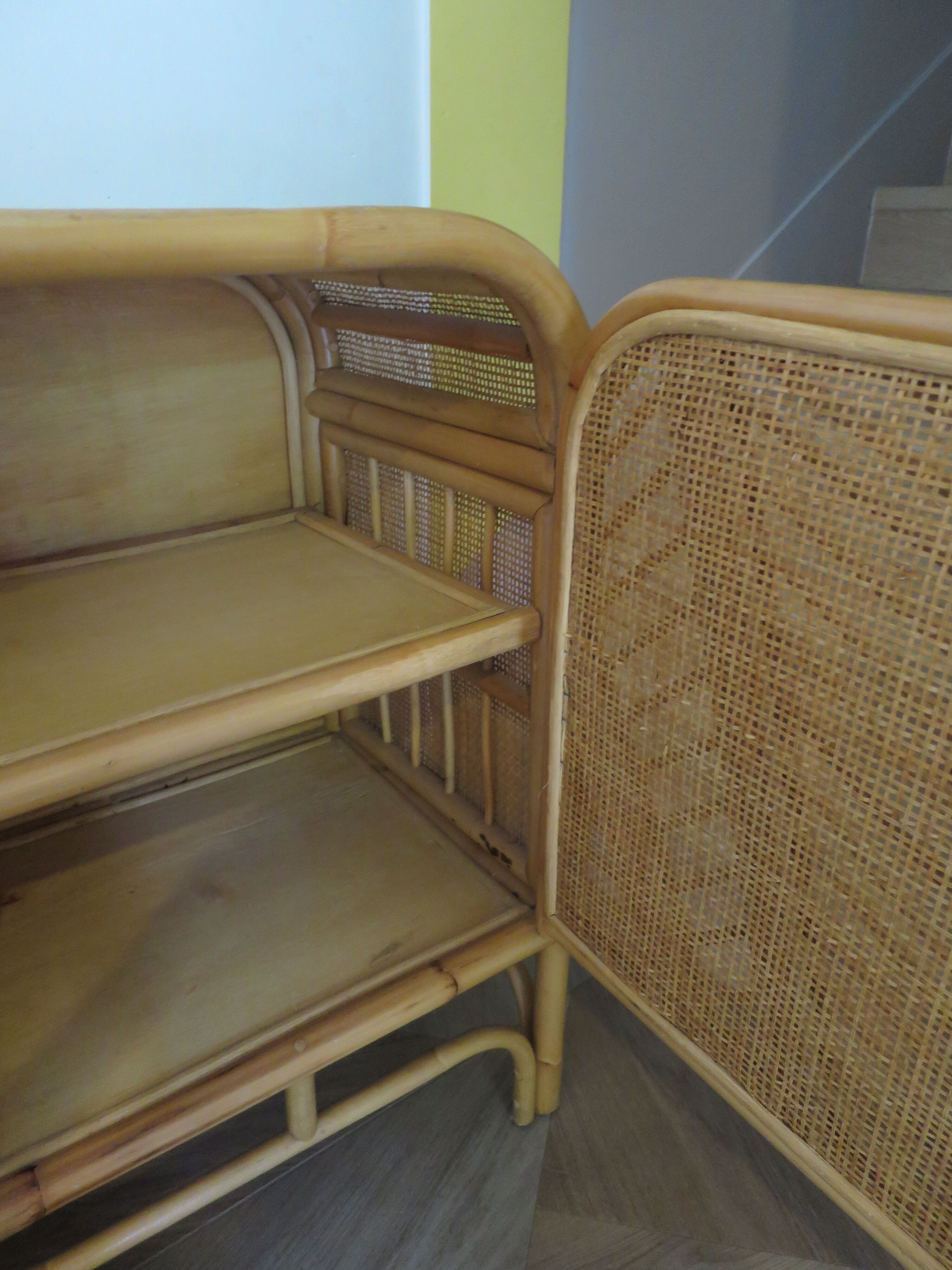 Buffet bas 2 portes -rotin tressé-bambou -cannage