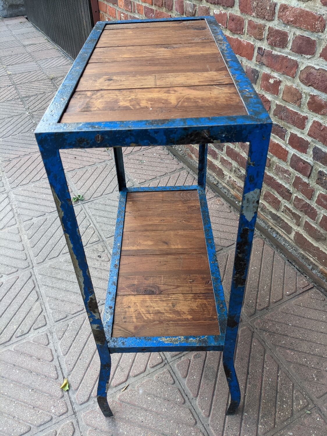 Industrial console
