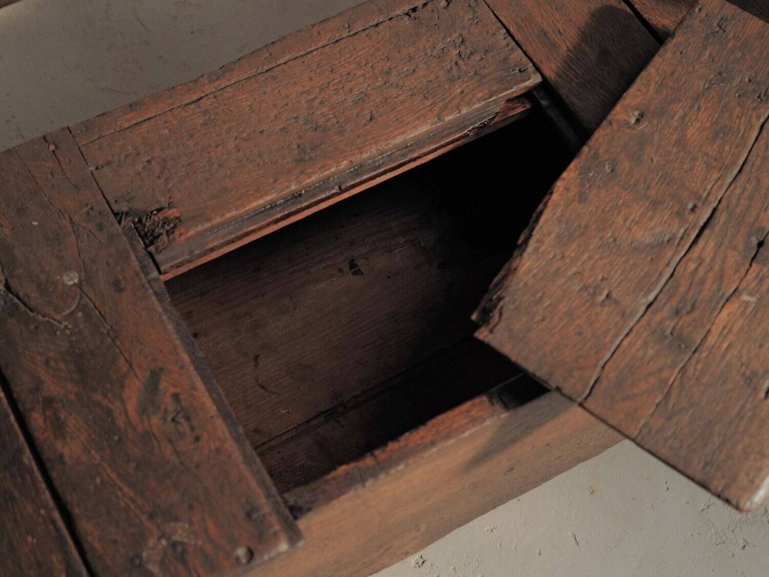 Wooden chest bench from Auvergne, 19th century
