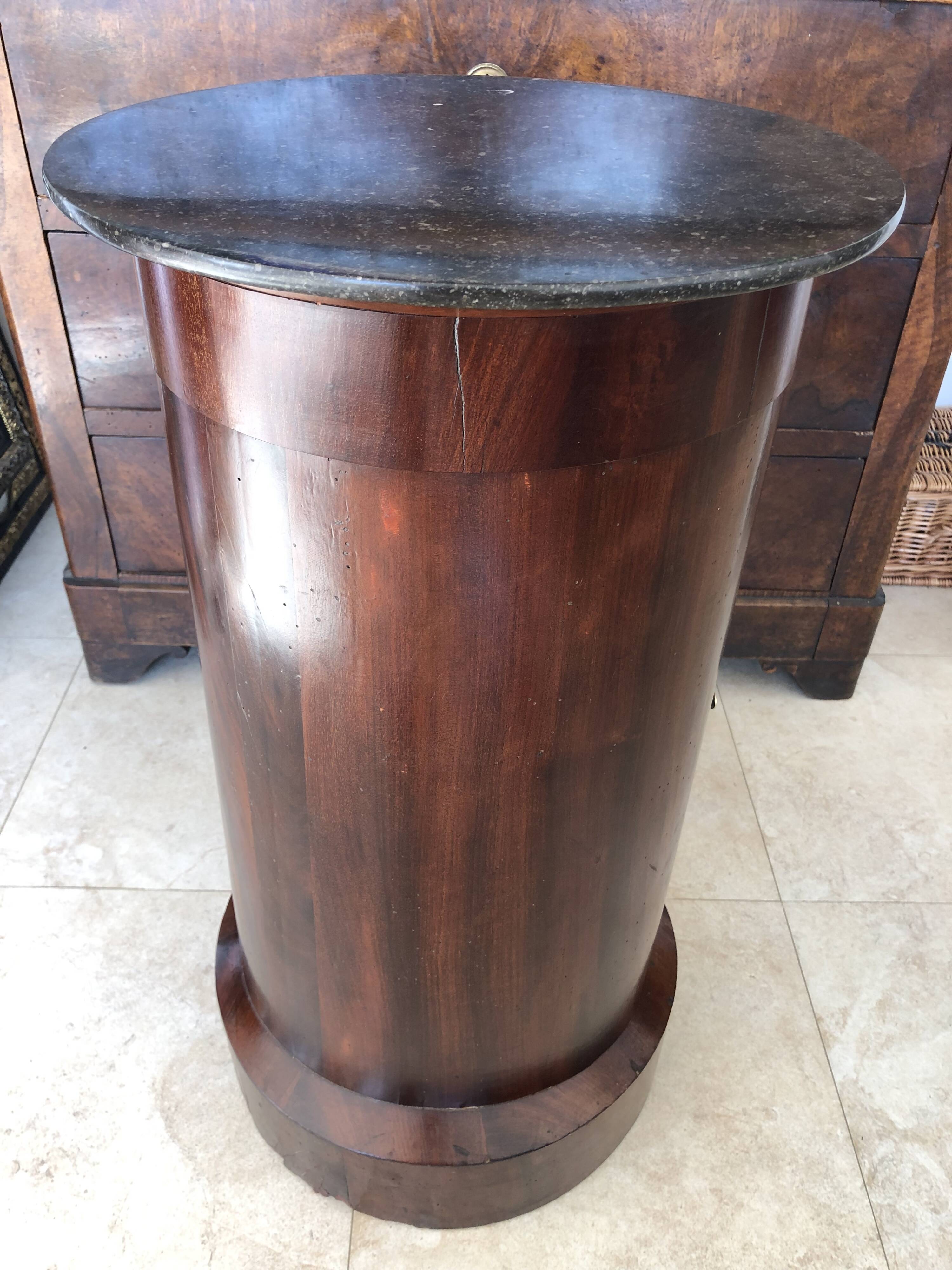 Empire Period Somno in Flamed Mahogany and Anthracite Sainte-Anne Marble