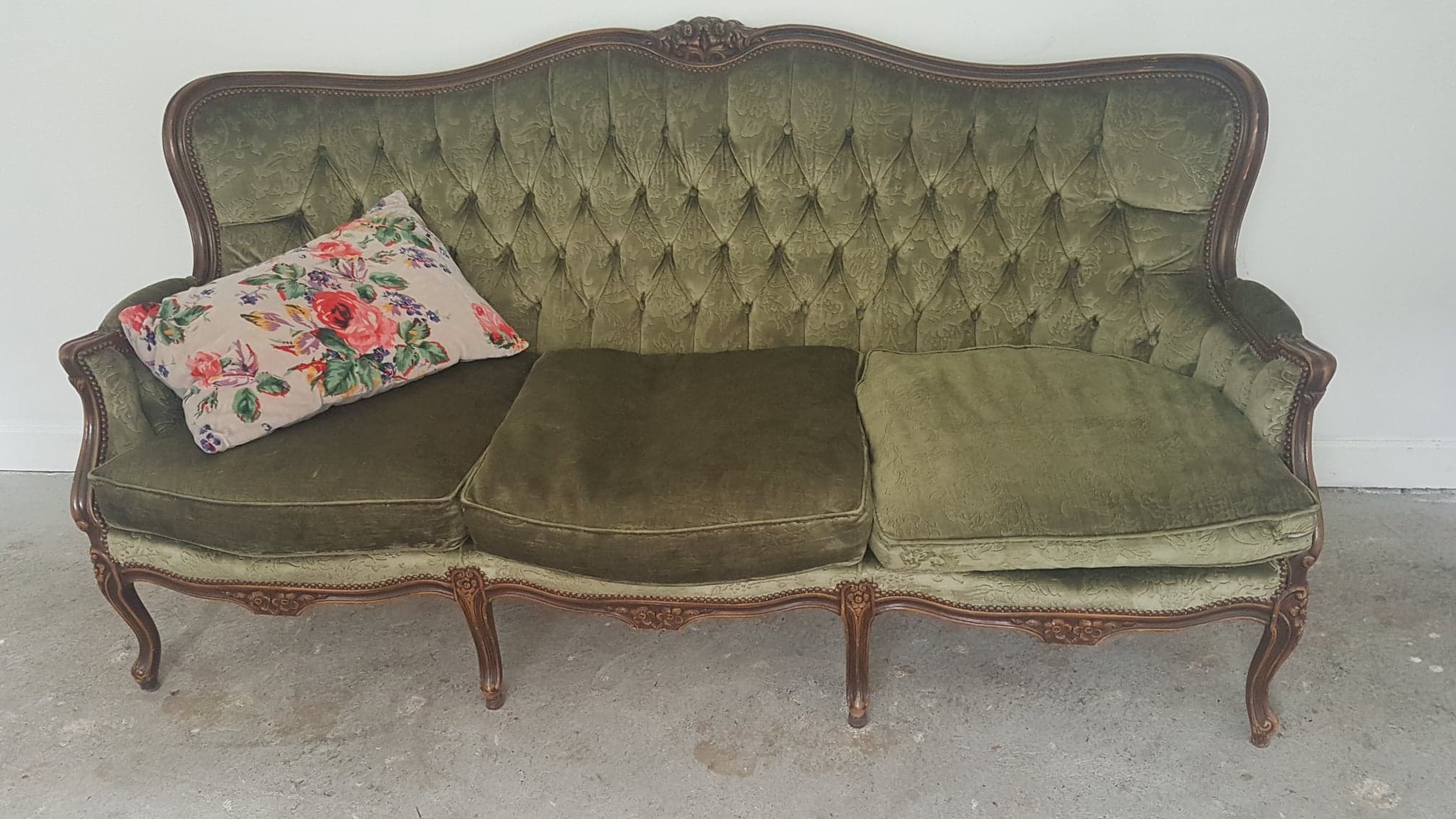 Upholstered sofa in Green Velvet