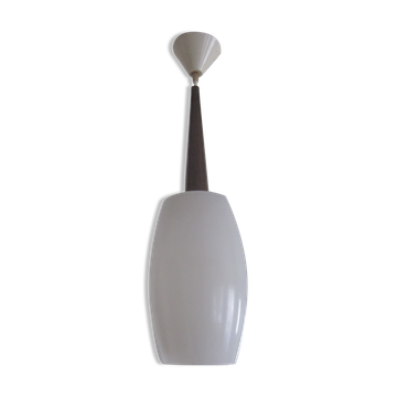 Suspension of years 50-60 in opaline