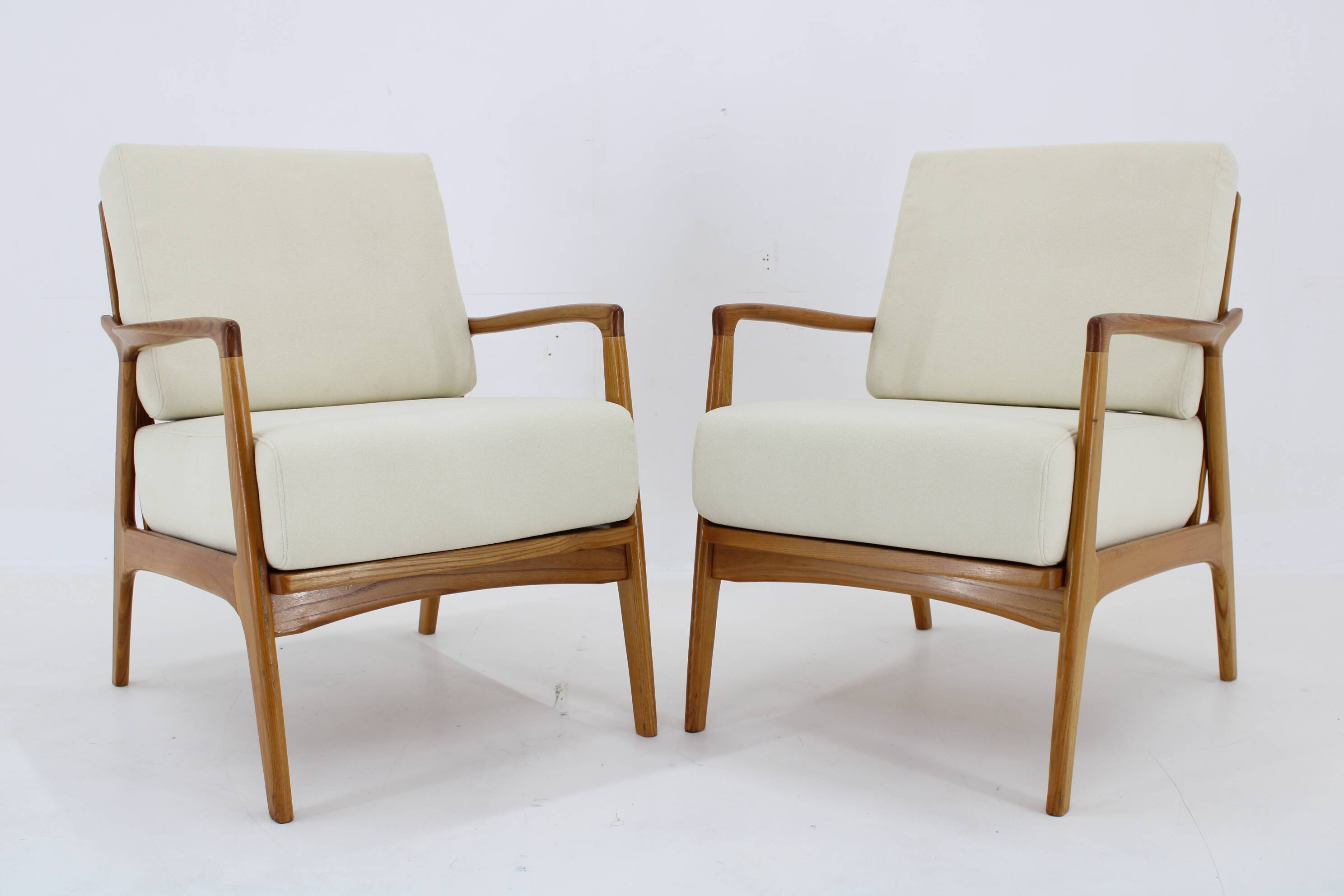 1970s Pair of Restored Armchairs by Drevotvar, Czechoslovakia