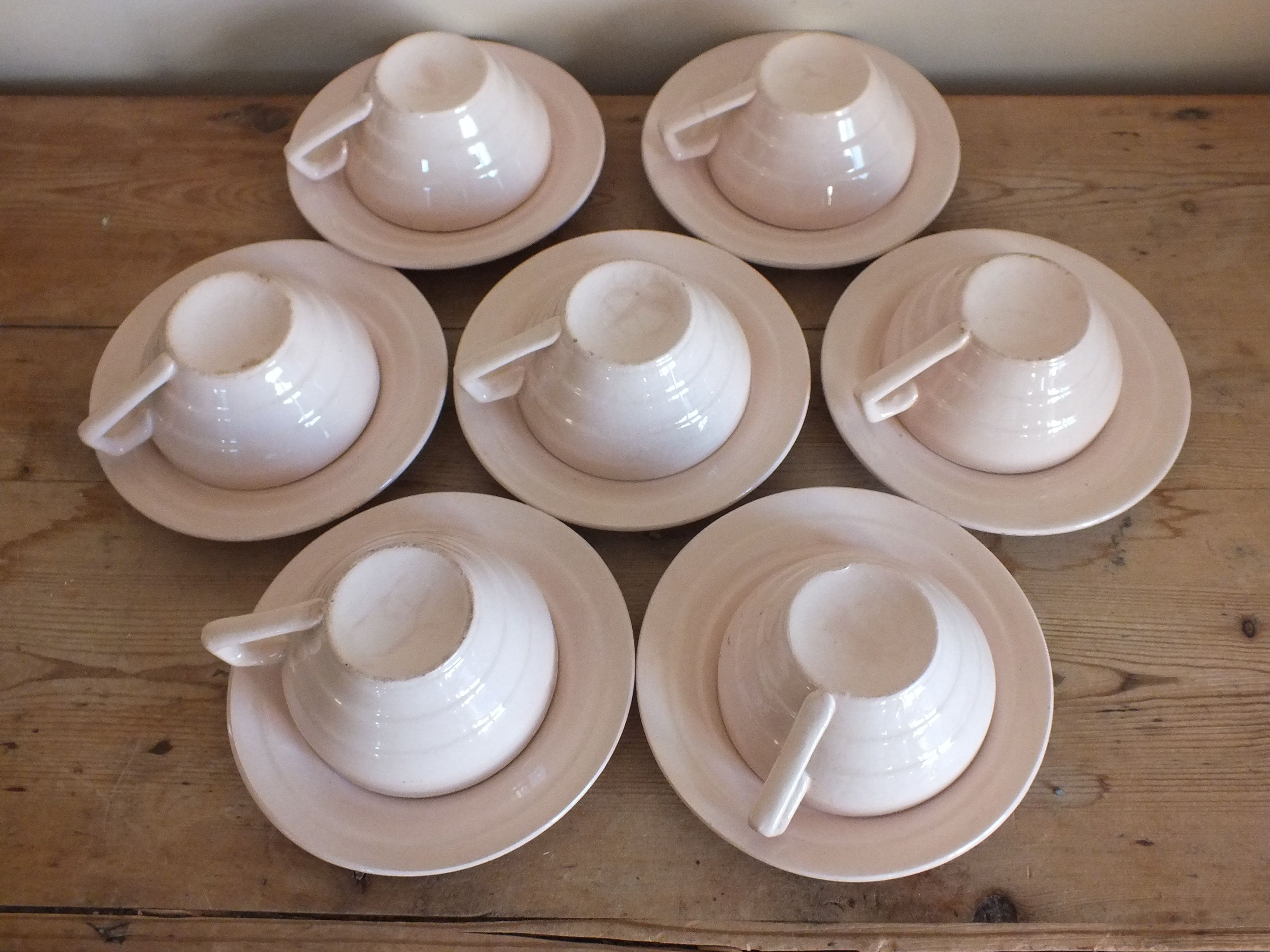 Set of 7 powder pink coffee cups Céranord Saint Amand
