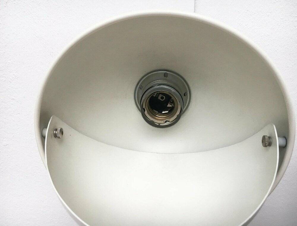 Mid-century Dutch space age wall lamp by Radboud Van Beekum for Raak, 1960s.