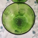 Lot de 9 verres à vin Saint-Louis non estampillés buvant vert Chartreuse