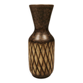 Vase from Danish Løvemose pottery, with partial hare's fur glaze. Estimated 1970s.