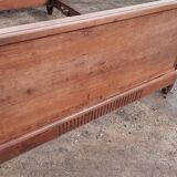Bois de lit ancien en 140 cm