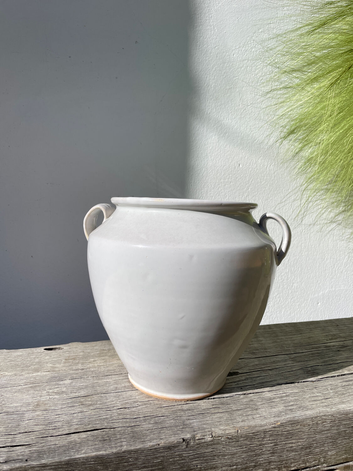 White ceramic flowerpot