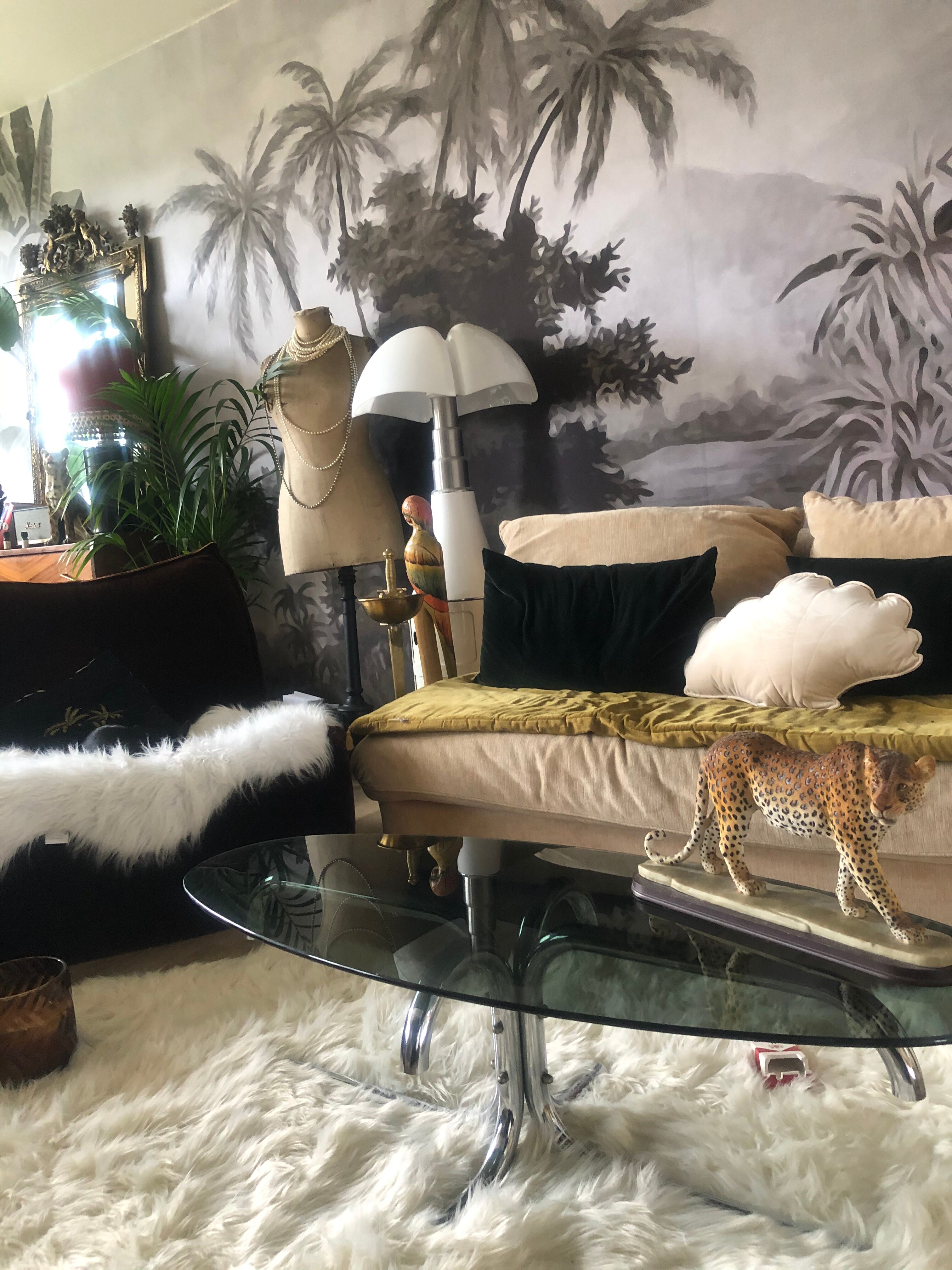 Coffee table smoked glass and chrome