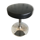 Black seated pad with tulip foot