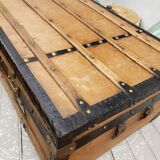 Malle ancienne en bois