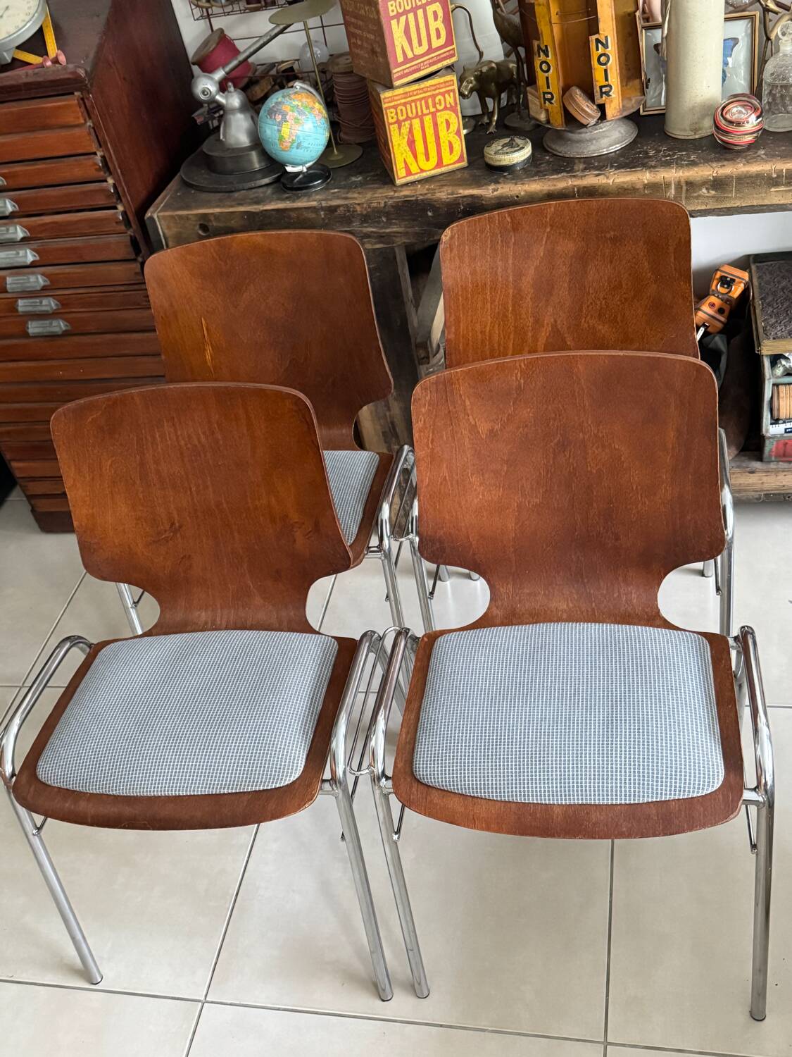 Lot de 4 chaises Pagholz vintage