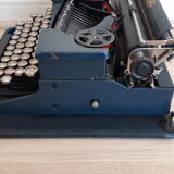 Royal portable functional typewriter