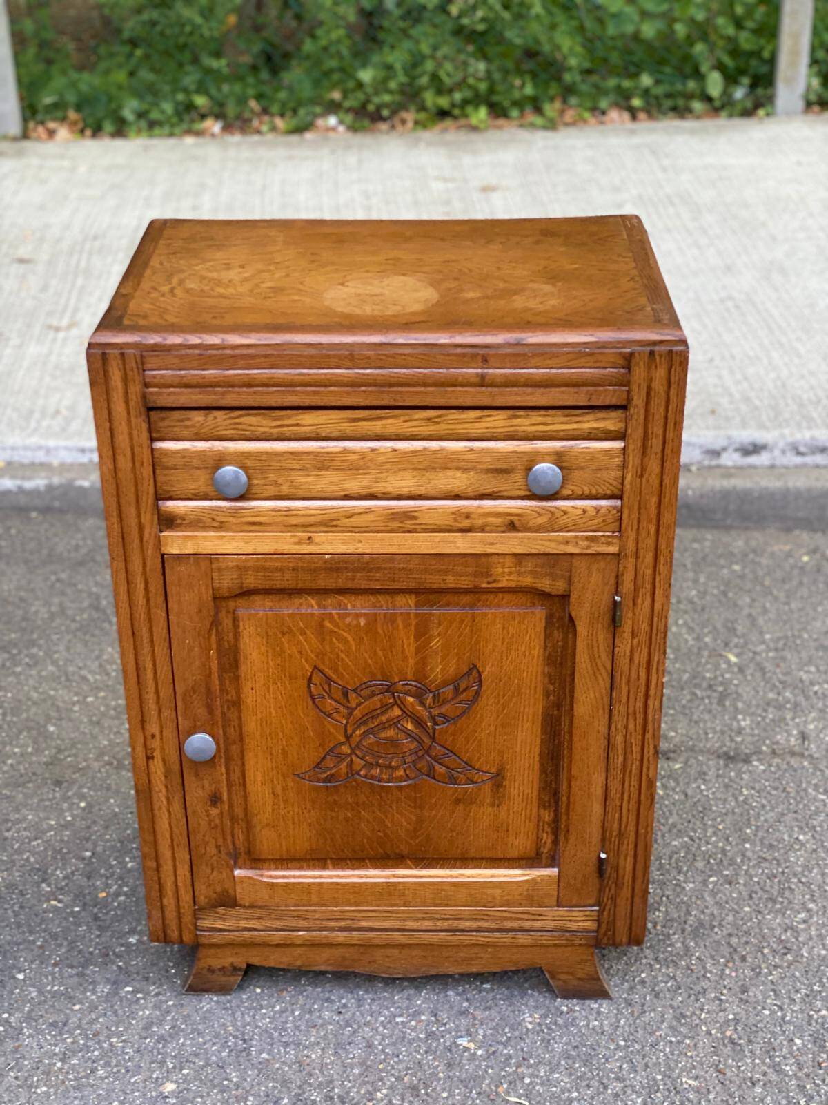 Art Deco commode confiturier from 1940 in solid oak.