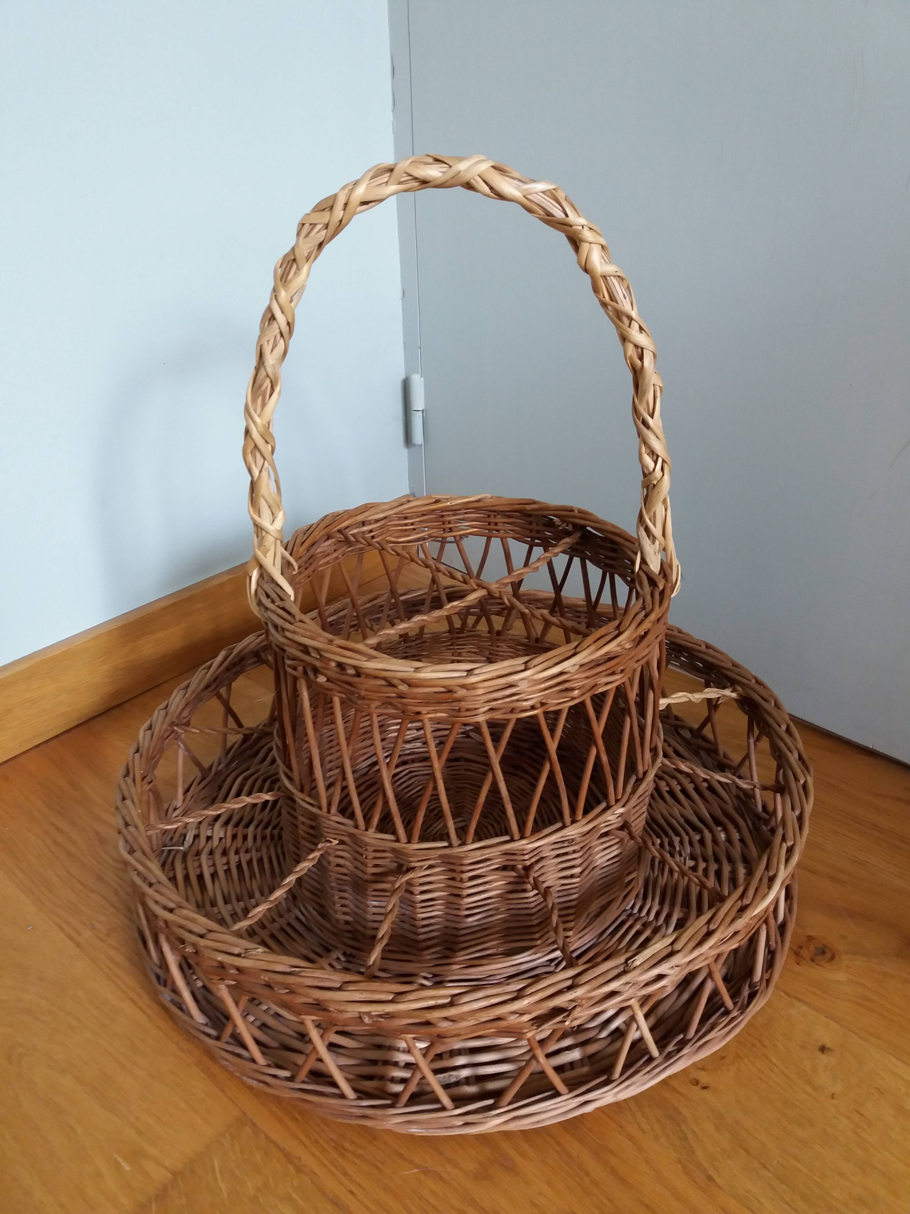 Rattan wicker glass and bottle holder basket
