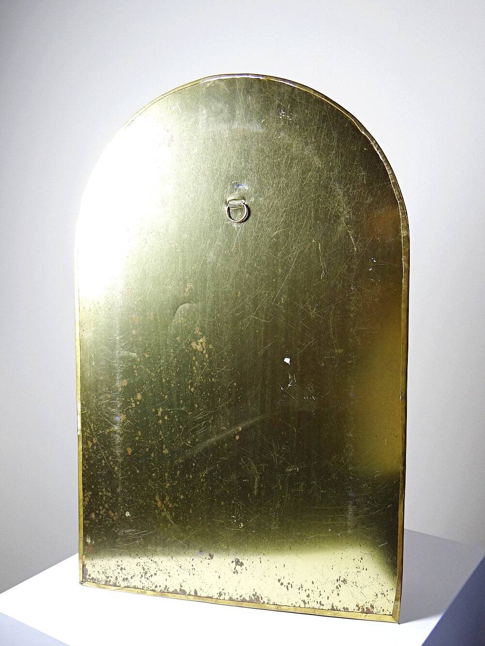 Large vintage Moroccan handcrafted wall mirror from the 1950s-70s, solid brass arch