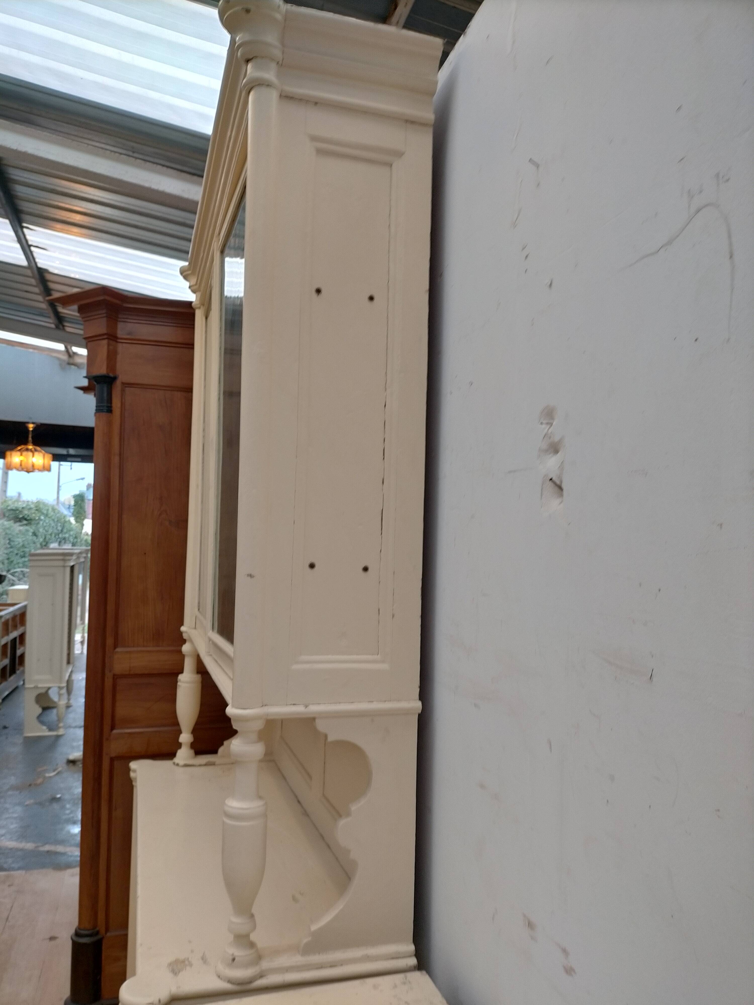 Meuble de pharmacie