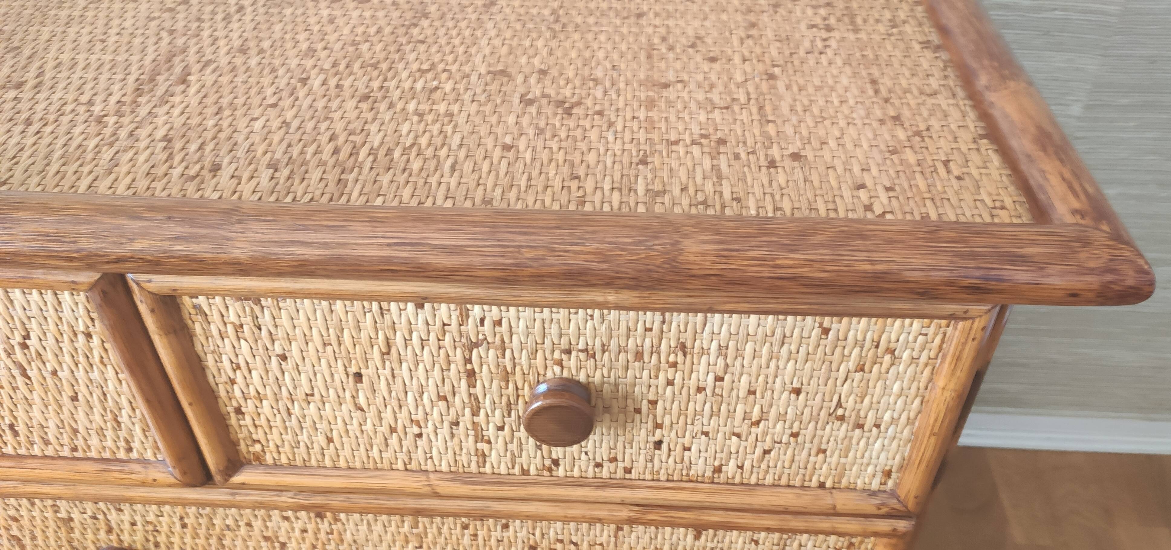 Maugrion chest of drawers with 7 drawers + bedside table