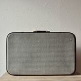 Old cardboard suitcase with its two keys