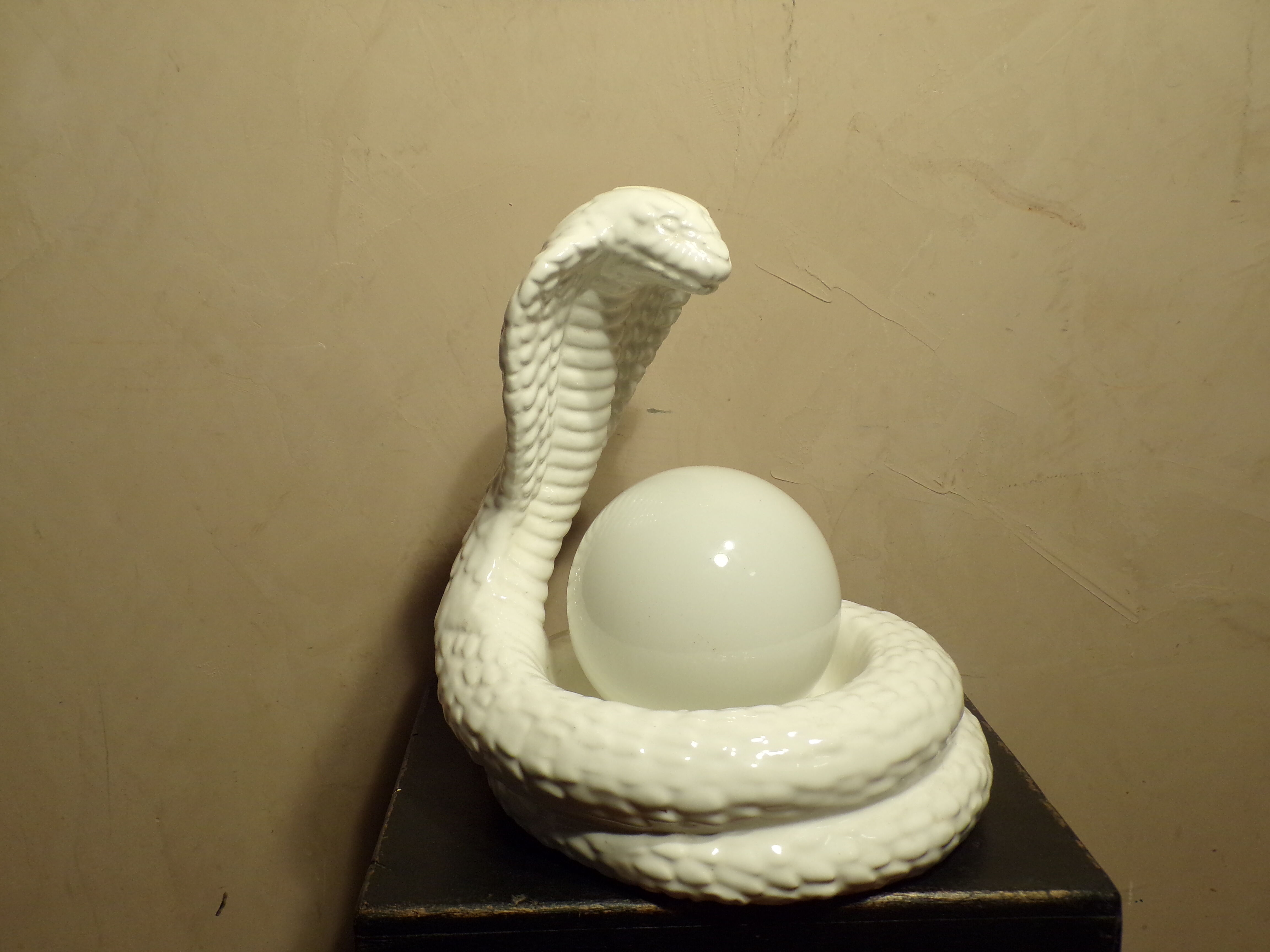 Vintage ceramic cobra lamp