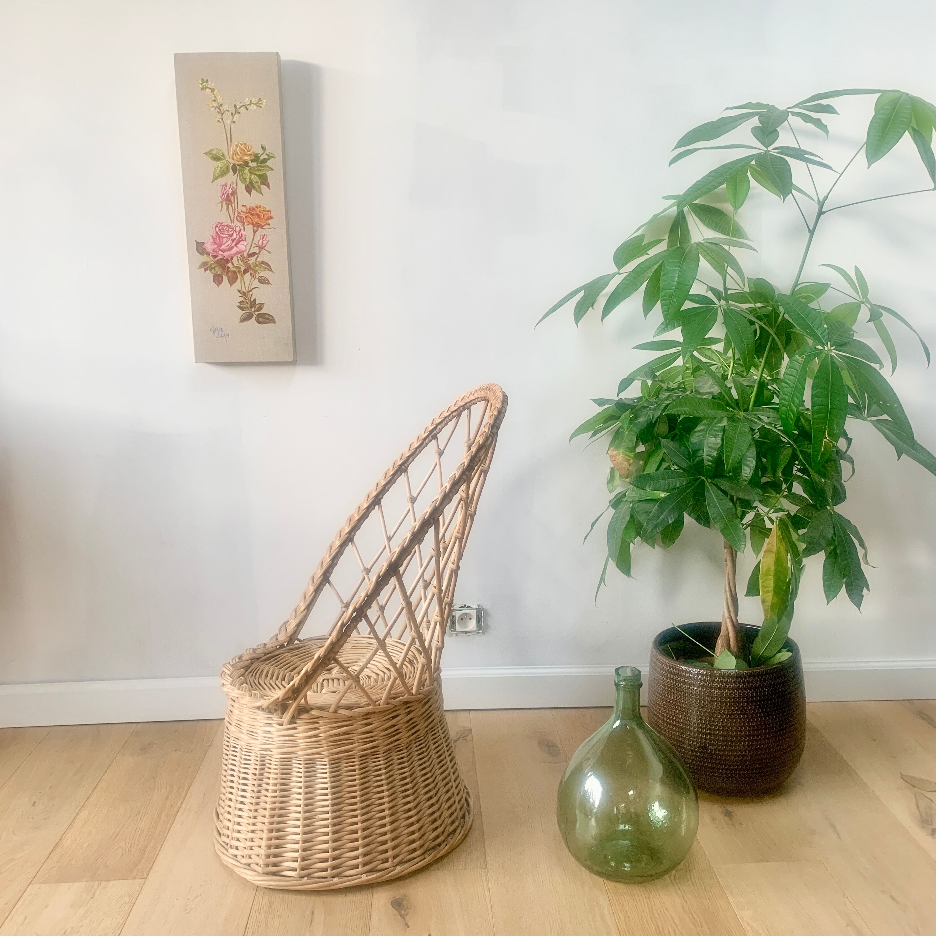 Vintage light wicker armchair GM