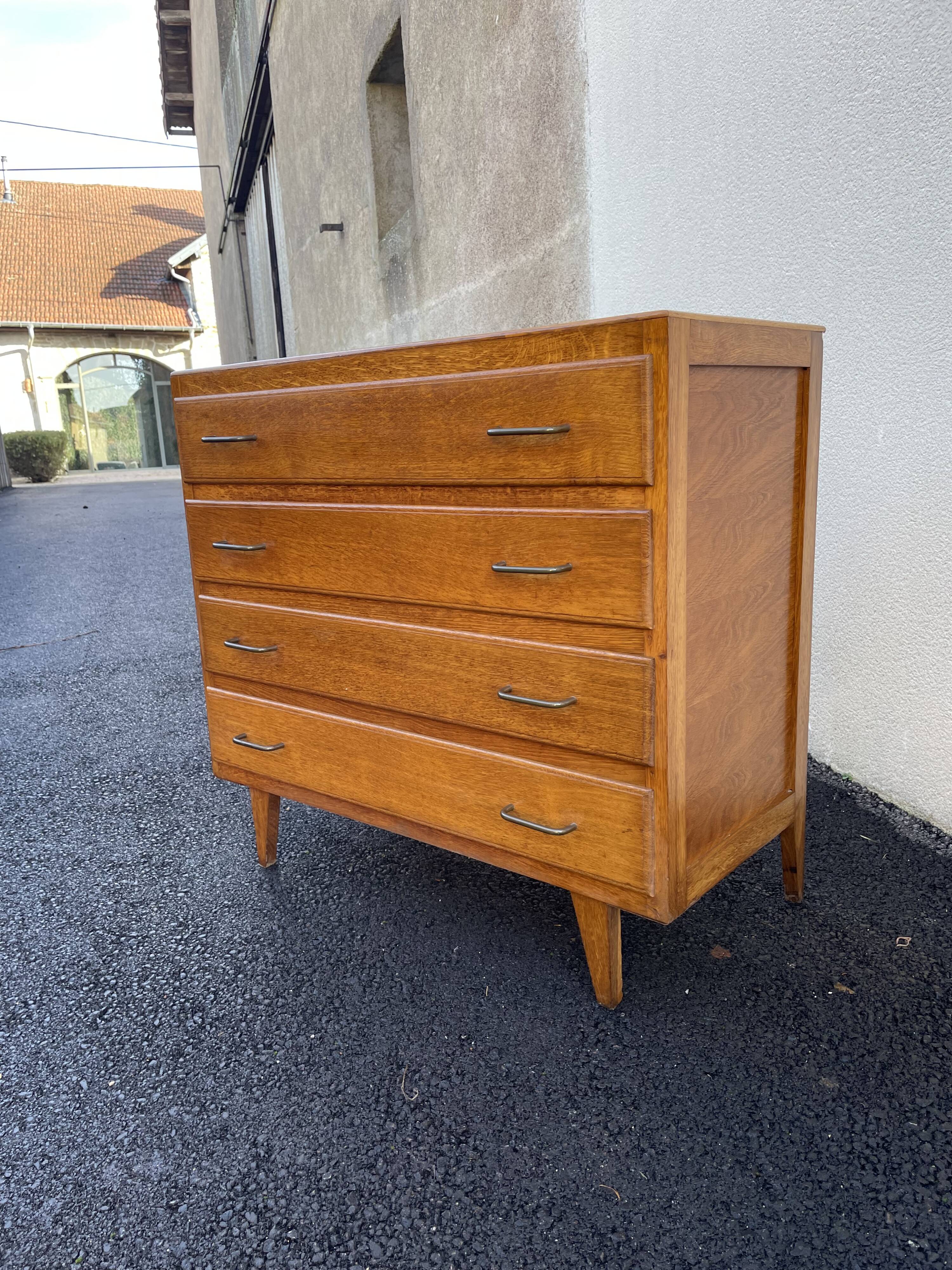 Commode vintage pieds compas