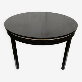 Black Scandinavian extendable round table dia 118cm length 167cm an70