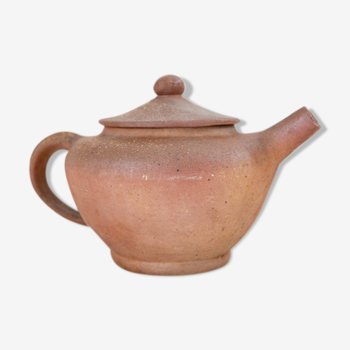 Dark sandstone teapot