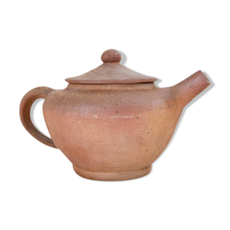 Dark sandstone teapot