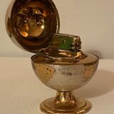 Vintage world-map table lighter