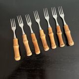 Dessert forks and knives