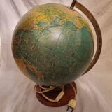 Globe terrestre lumineux 1970