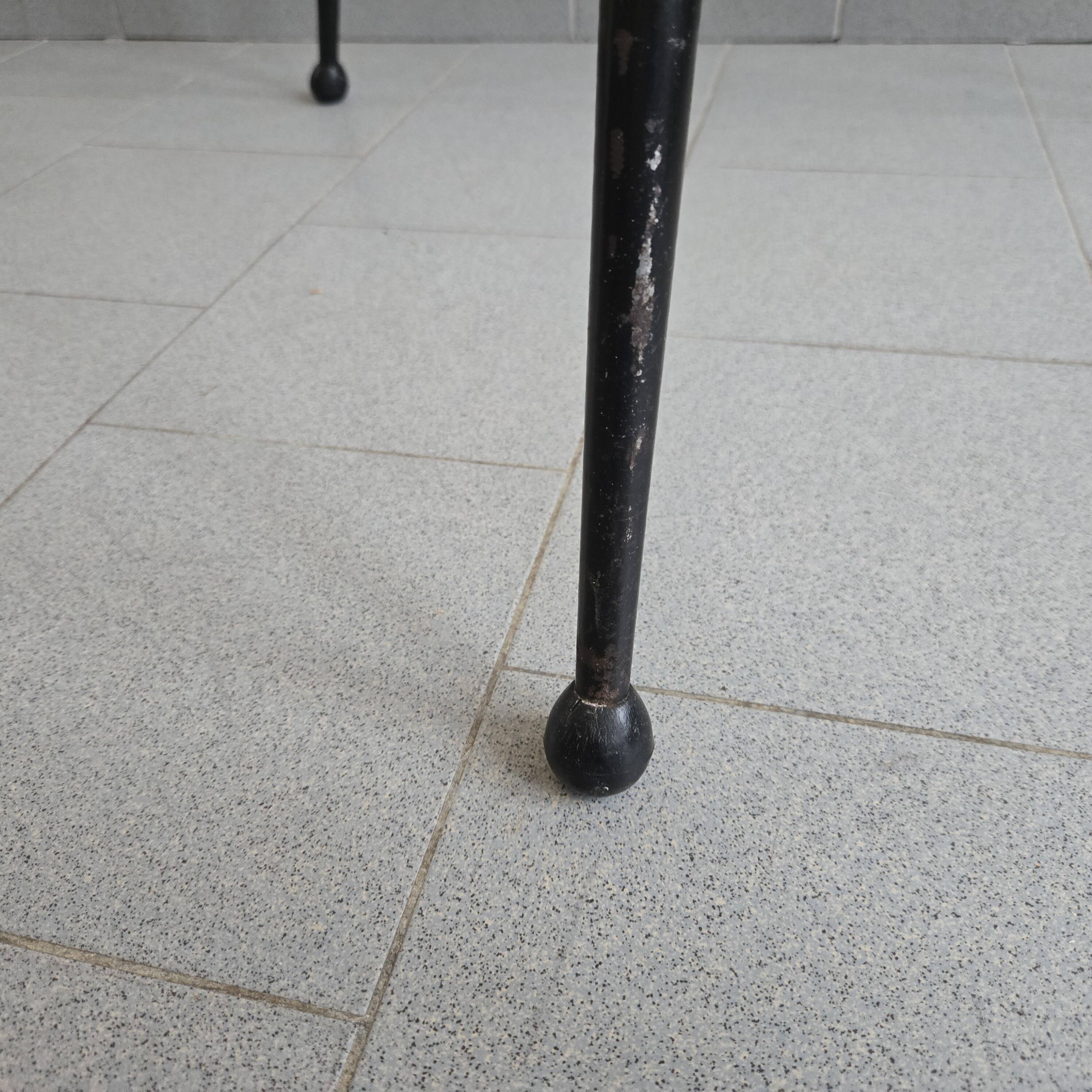 Vintage 1950s bar table