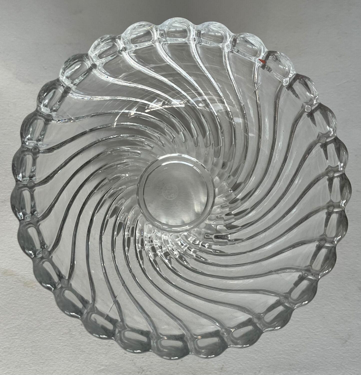 Sweetening or baccarat crystal candy box