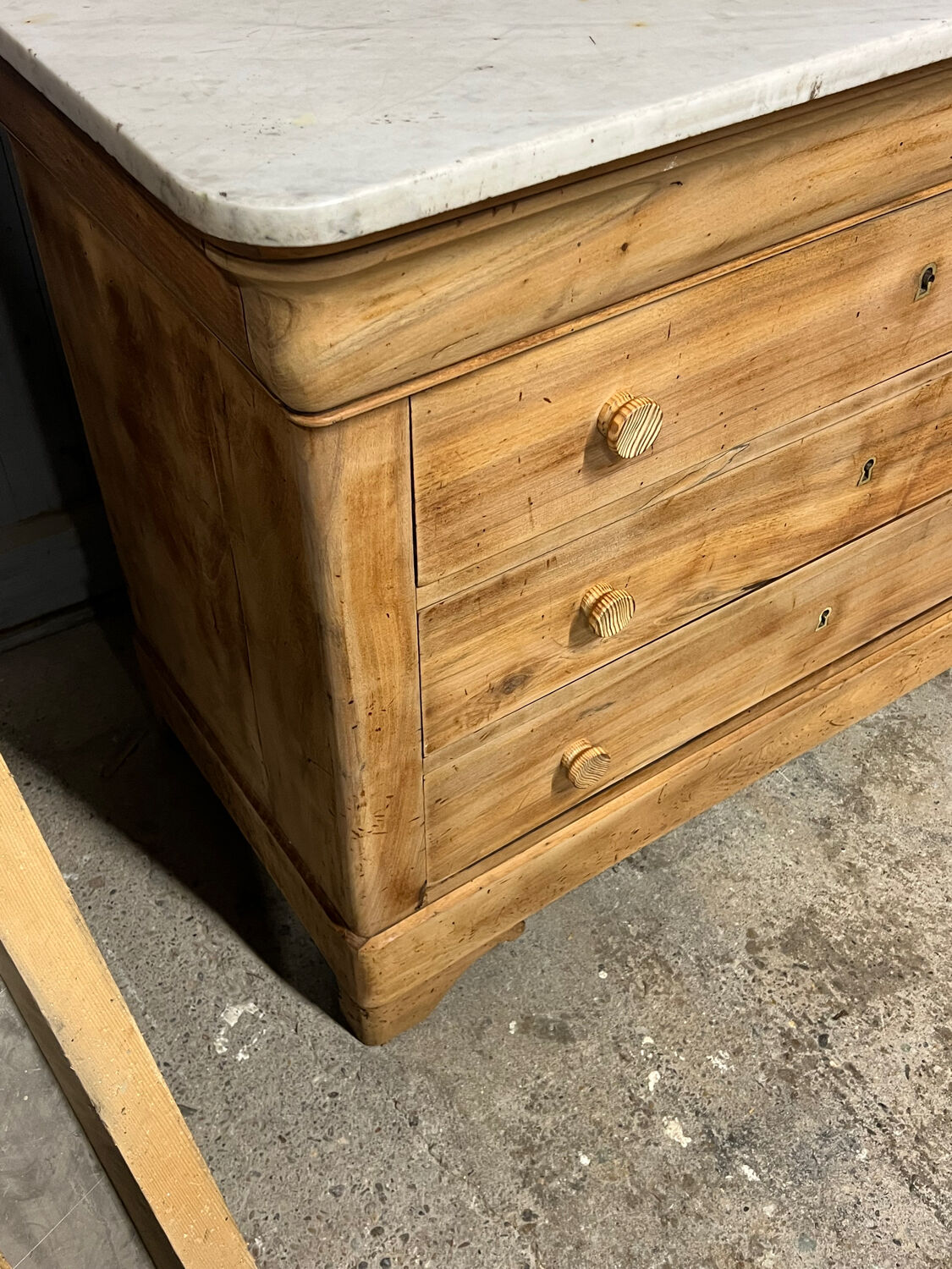 Louis-Philippe chest of drawers