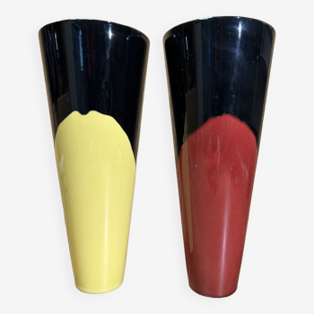 Paire de vases années 70 , vintage noir, jaune, rouge, déco pop, space age