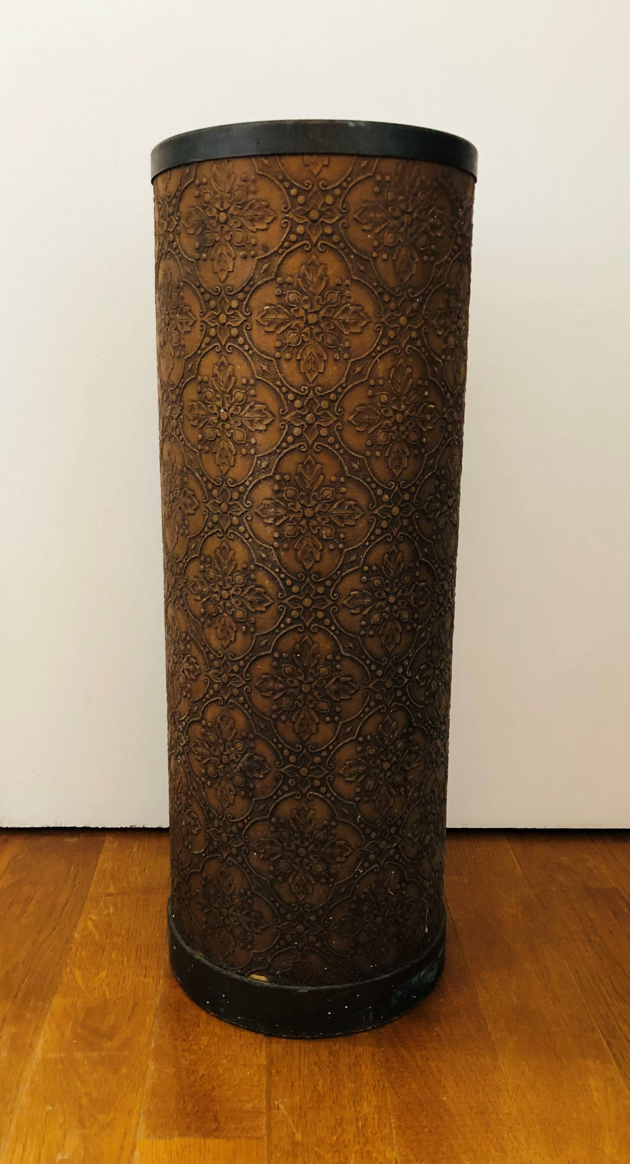 Porte parapluies tube Lincrusta Loreid