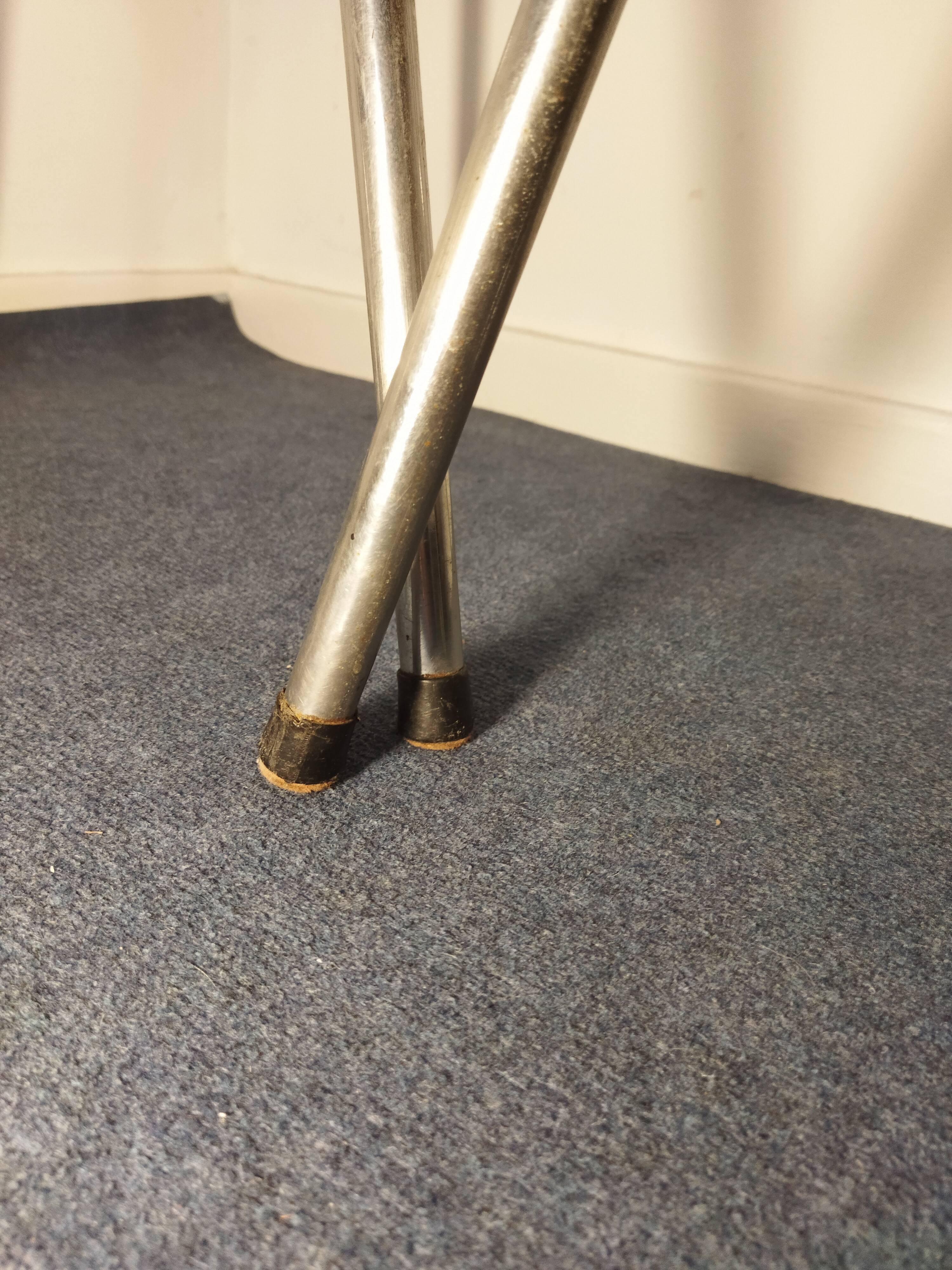 Paire de chaises formica