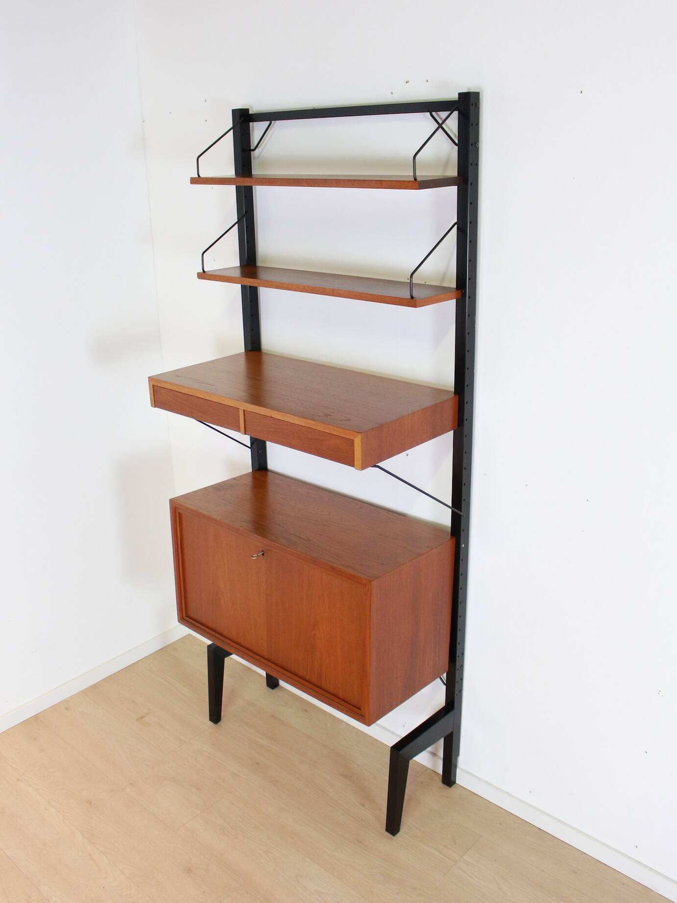vintage freestanding wall unit – Poul Cadovius, Royal System