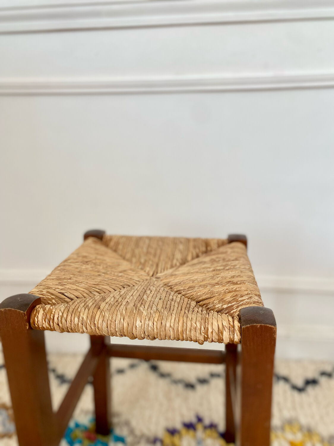 Tabouret bois paillé vintage