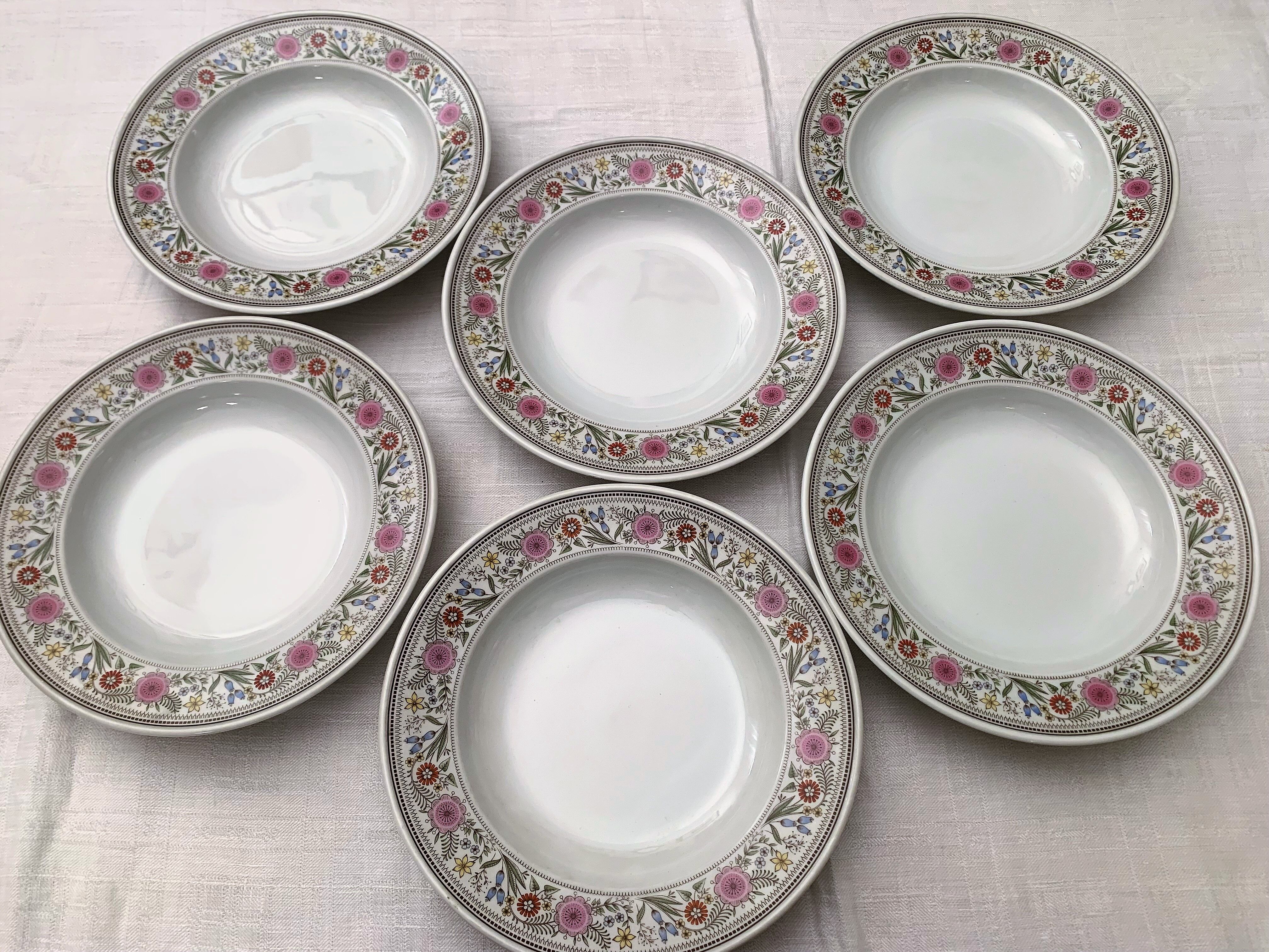 Hollow porcelain plates