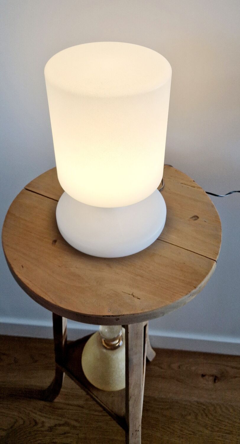 Old pedestal table driftwood